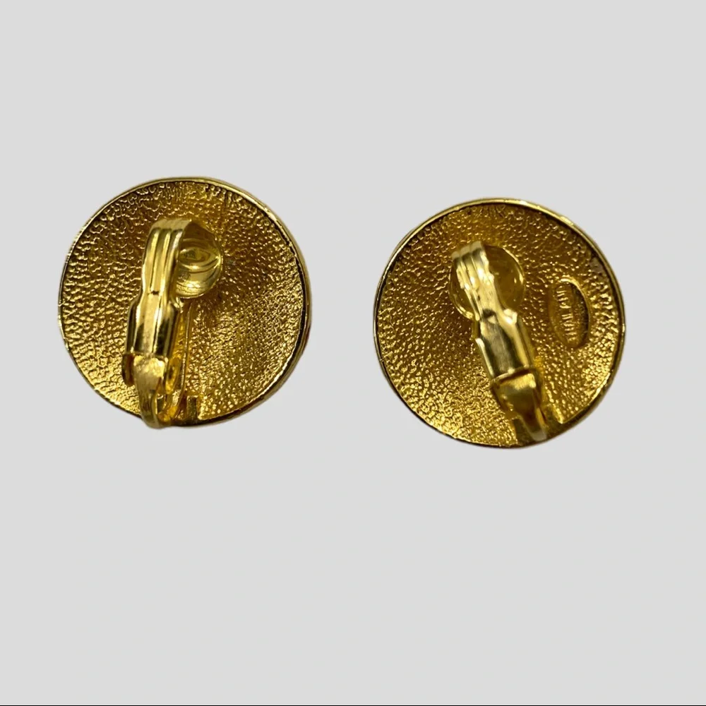 Vintage Gold Cream Pink + Green Enamel Fish Clip on Earrings - Picture 4 of 6